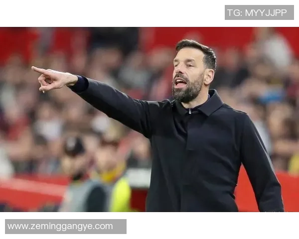 从球场到教练席:那些退役后转型为教练的足球传奇球星